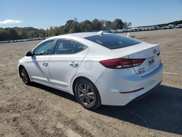 5NPD84LF4JH331895 2018 HYUNDAI ELANTRA - Image 2