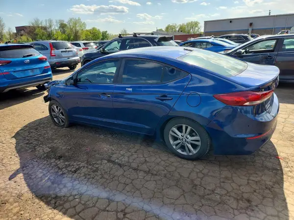5NPD84LF4JH333906 2018 HYUNDAI ELANTRA - Image 2