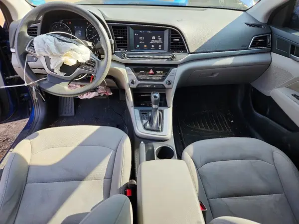 5NPD84LF4JH333906 2018 HYUNDAI ELANTRA - Image 8