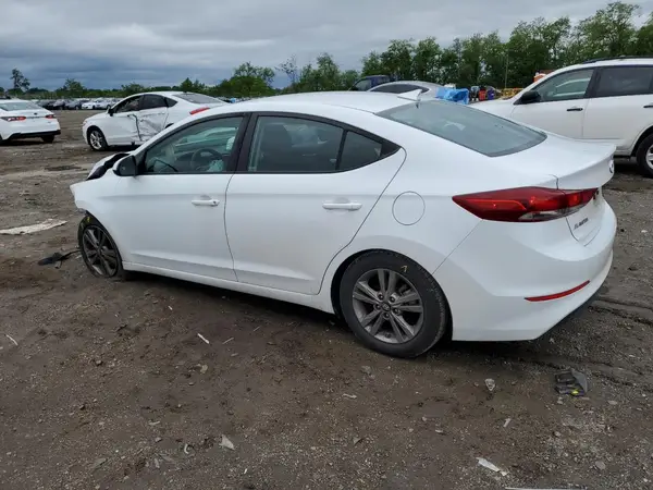 5NPD84LF4JH334117 2018 HYUNDAI ELANTRA - Image 2