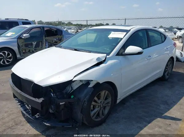 5NPD84LF4JH334800 2018 HYUNDAI ELANTRA - Image 2
