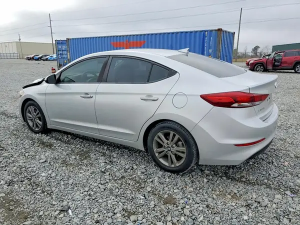 5NPD84LF4JH334957 2018 HYUNDAI ELANTRA - Image 2