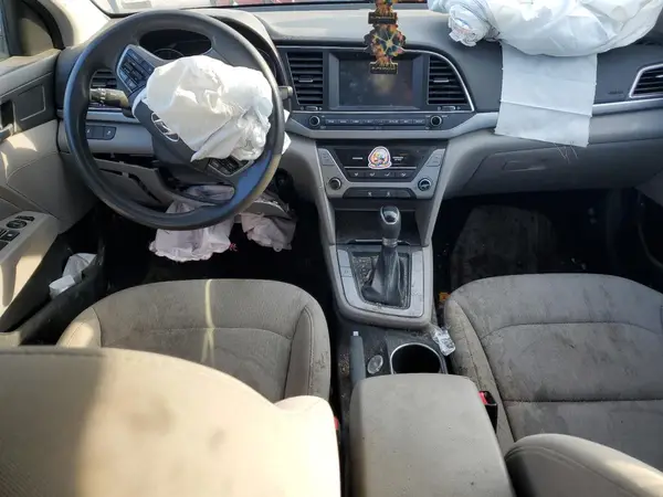 5NPD84LF4JH335378 2018 HYUNDAI ELANTRA - Image 8