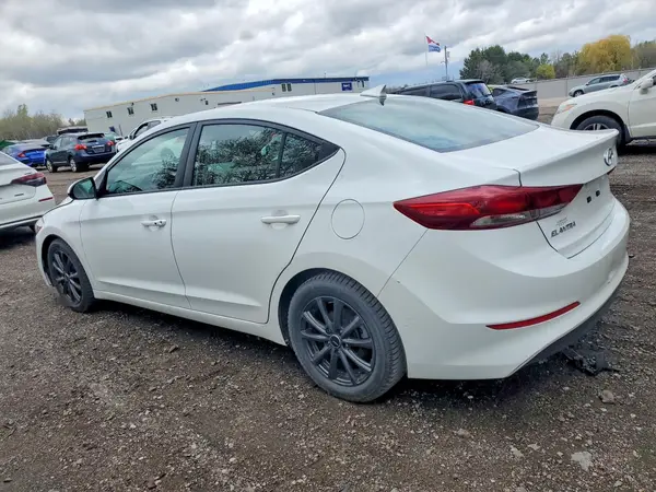 5NPD84LF4JH335915 2018 HYUNDAI ELANTRA - Image 2
