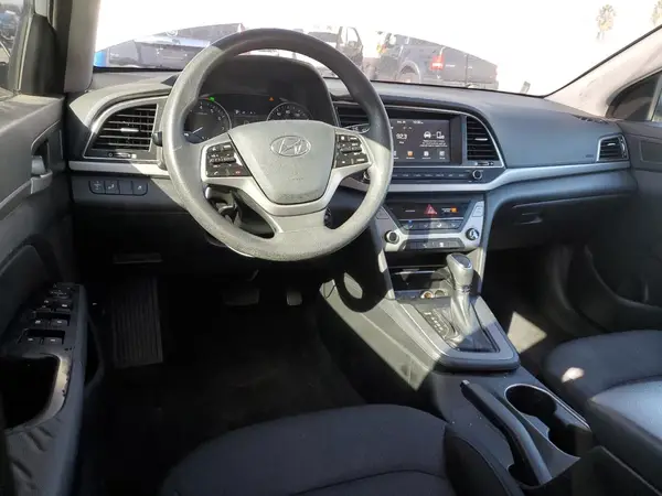 5NPD84LF4JH337633 2018 HYUNDAI ELANTRA - Image 8
