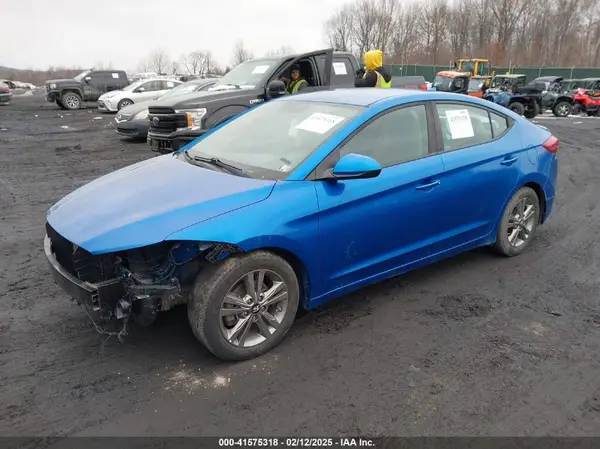 5NPD84LF4JH338555 2018 HYUNDAI ELANTRA - Image 2