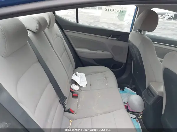 5NPD84LF4JH338555 2018 HYUNDAI ELANTRA - Image 8