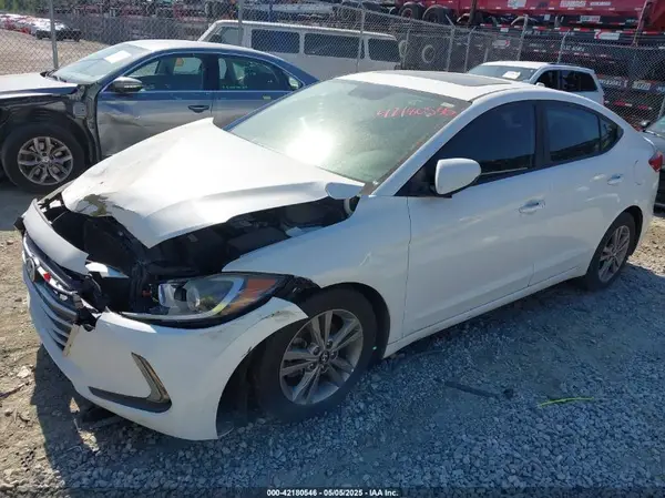5NPD84LF4JH339513 2018 HYUNDAI ELANTRA - Image 2