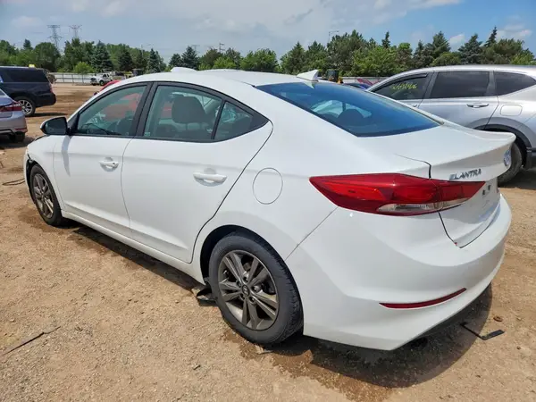 5NPD84LF4JH340287 2018 HYUNDAI ELANTRA - Image 2