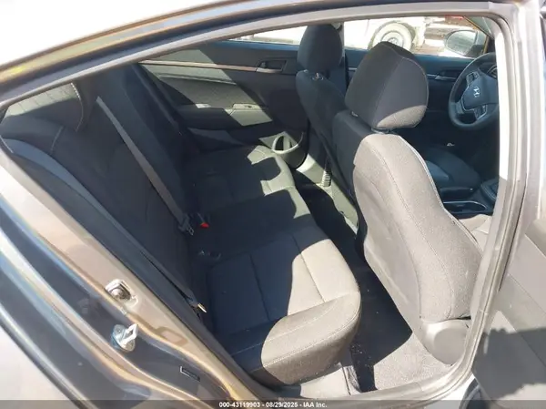 5NPD84LF4JH343321 2018 HYUNDAI ELANTRA - Image 8