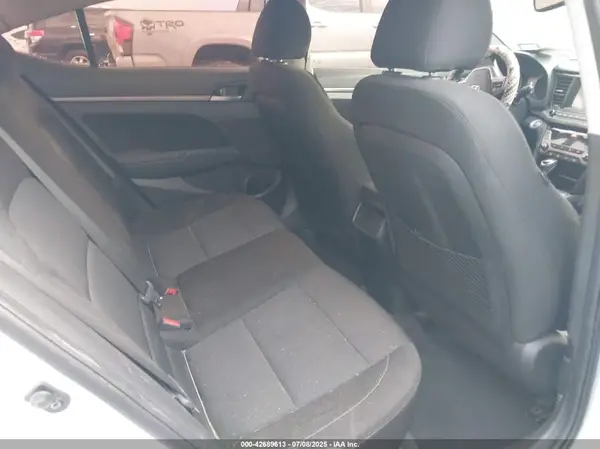 5NPD84LF4JH343867 2018 HYUNDAI ELANTRA - Image 8