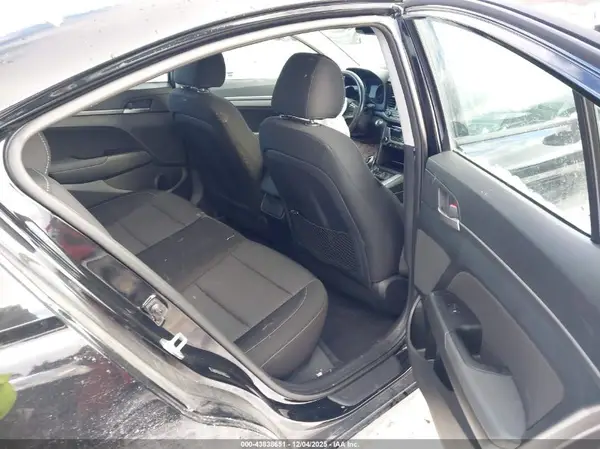 5NPD84LF4JH345067 2018 HYUNDAI ELANTRA - Image 8