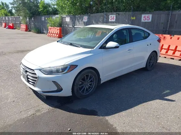 5NPD84LF4JH349054 2018 HYUNDAI ELANTRA - Image 2