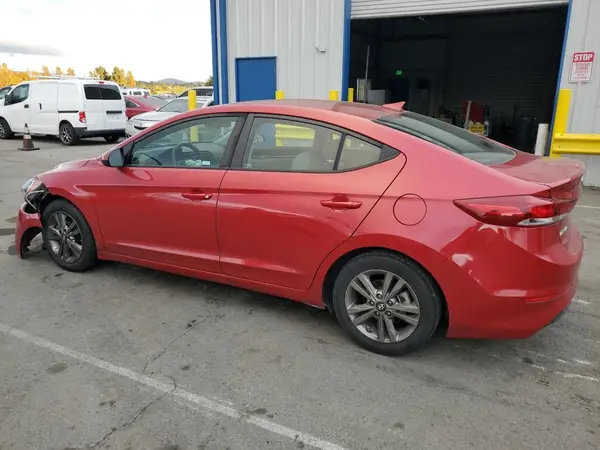5NPD84LF4JH351144 2018 HYUNDAI ELANTRA - Image 2