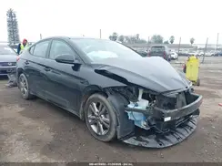 5NPD84LF4JH354643 2018 HYUNDAI ELANTRA