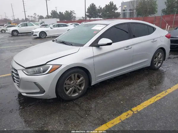 5NPD84LF4JH355663 2018 HYUNDAI ELANTRA - Image 2