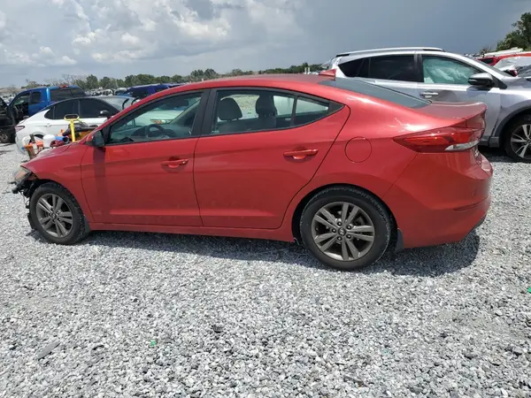 5NPD84LF4JH357977 2018 HYUNDAI ELANTRA - Image 2