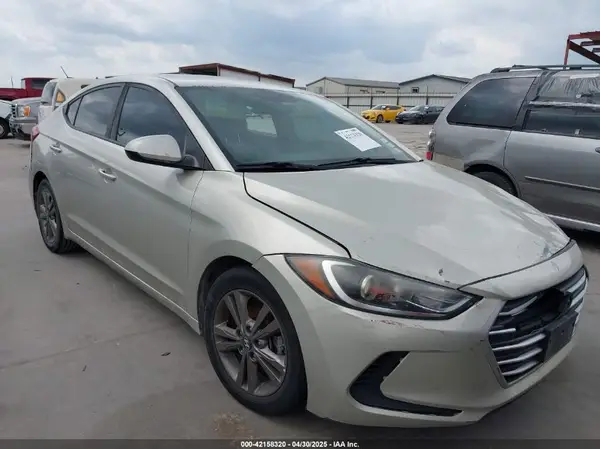 5NPD84LF4JH358837 2018 HYUNDAI ELANTRA - Image 1