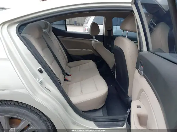 5NPD84LF4JH358837 2018 HYUNDAI ELANTRA - Image 8