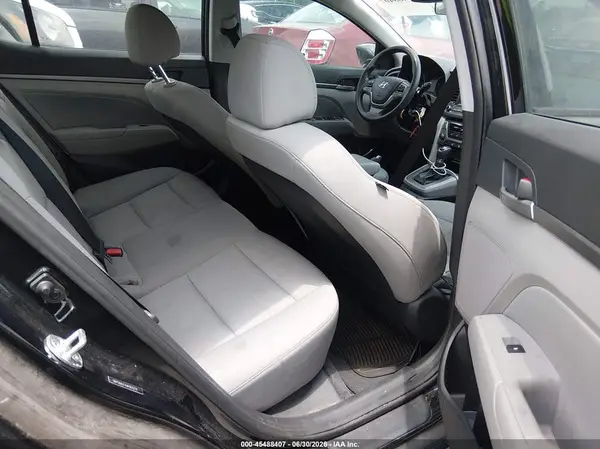 5NPD84LF4JH361074 2018 HYUNDAI ELANTRA - Image 8