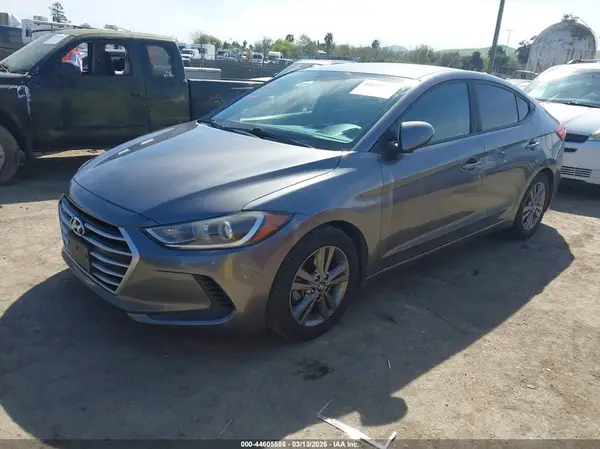5NPD84LF4JH362709 2018 HYUNDAI ELANTRA - Image 2