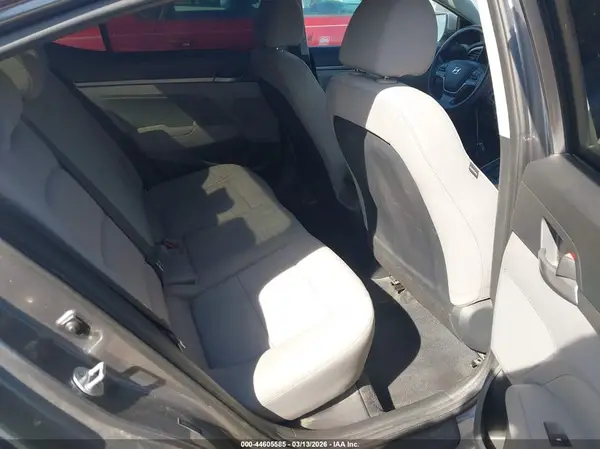 5NPD84LF4JH362709 2018 HYUNDAI ELANTRA - Image 8