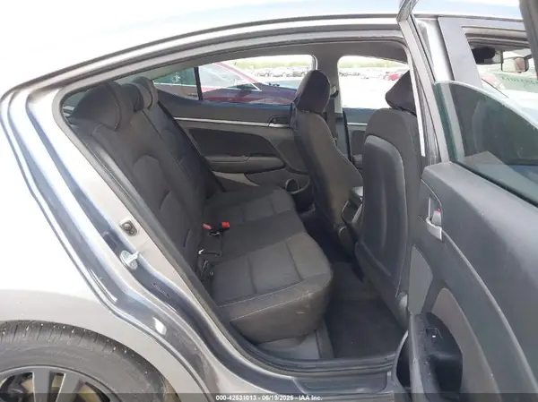 5NPD84LF4JH363231 2018 HYUNDAI ELANTRA - Image 8