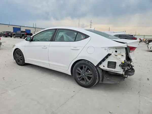 5NPD84LF4JH364086 2018 HYUNDAI ELANTRA - Image 2