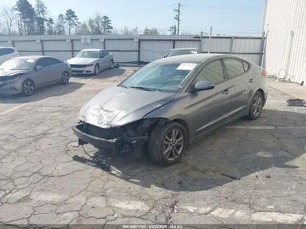 5NPD84LF4JH365321 2018 HYUNDAI ELANTRA - Image 2