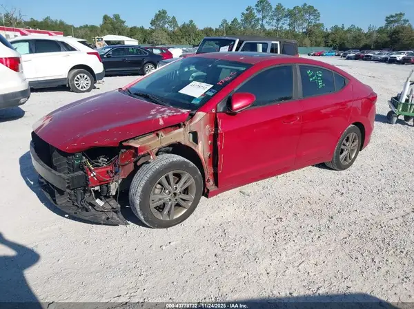 5NPD84LF4JH366050 2018 HYUNDAI ELANTRA - Image 2
