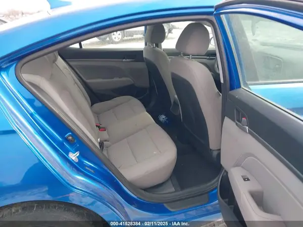 5NPD84LF4JH367750 2018 HYUNDAI ELANTRA - Image 8