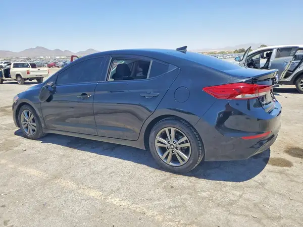 5NPD84LF4JH371216 2018 HYUNDAI ELANTRA - Image 2