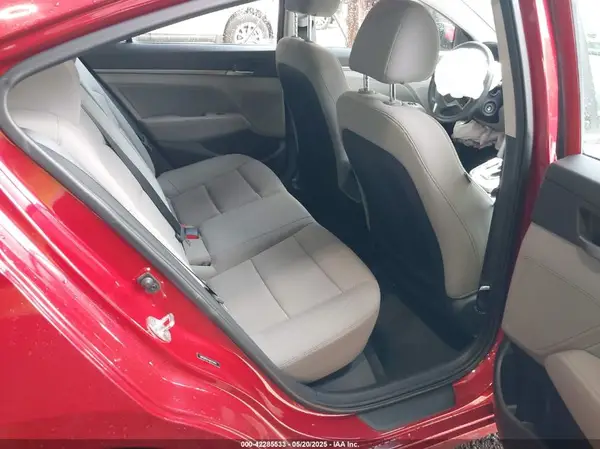 5NPD84LF4JH374441 2018 HYUNDAI ELANTRA - Image 8