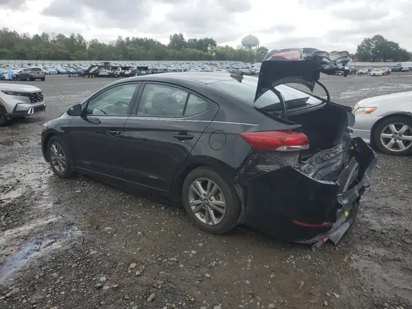5NPD84LF4JH375444 2018 HYUNDAI ELANTRA - Image 2
