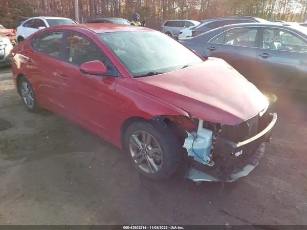 5NPD84LF4JH375587 2018 HYUNDAI ELANTRA - Image 1