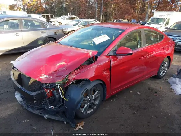 5NPD84LF4JH375587 2018 HYUNDAI ELANTRA - Image 2