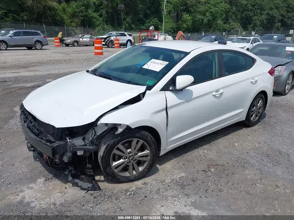 5NPD84LF4JH380319 2018 HYUNDAI ELANTRA - Image 2