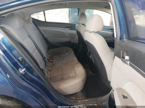 5NPD84LF4JH381986 2018 HYUNDAI ELANTRA - Image 8
