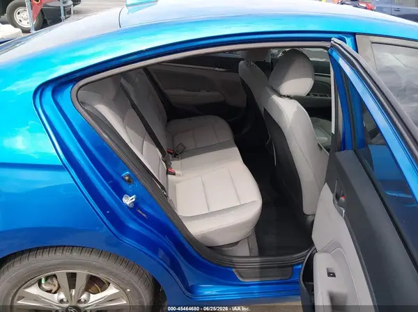 5NPD84LF4JH382023 2018 HYUNDAI ELANTRA - Image 8