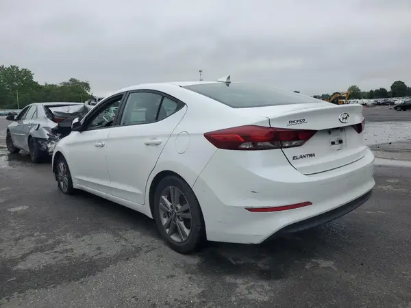 5NPD84LF4JH384936 2018 HYUNDAI ELANTRA - Image 2
