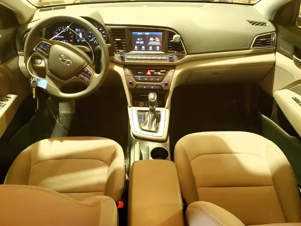 5NPD84LF4JH385519 2018 HYUNDAI ELANTRA - Image 8