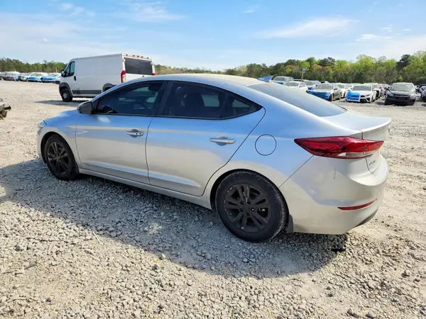 5NPD84LF4JH385746 2018 HYUNDAI ELANTRA - Image 2