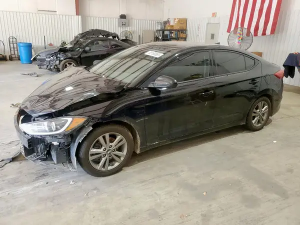 5NPD84LF4JH387836 2018 HYUNDAI ELANTRA - Image 1