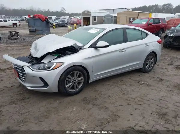 5NPD84LF4JH390445 2018 HYUNDAI ELANTRA - Image 2