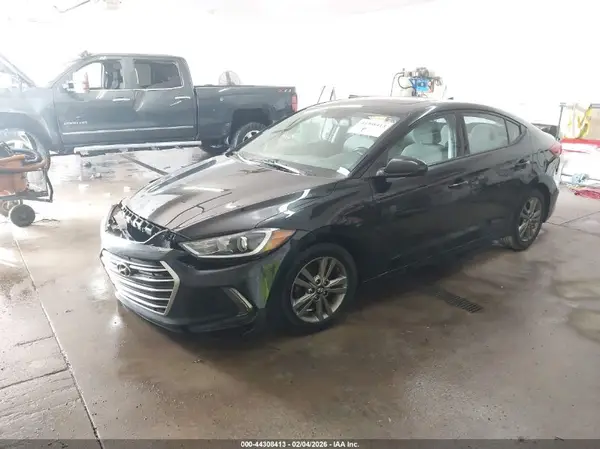 5NPD84LF4JH391529 2018 HYUNDAI ELANTRA - Image 2