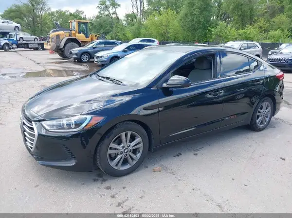 5NPD84LF4JH392423 2018 HYUNDAI ELANTRA - Image 2