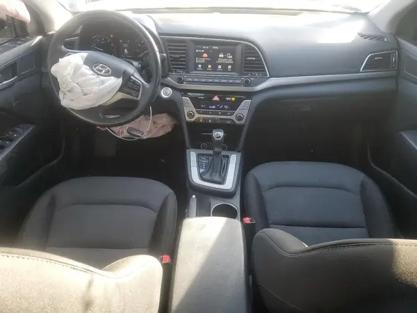 5NPD84LF4JH394916 2018 HYUNDAI ELANTRA - Image 8