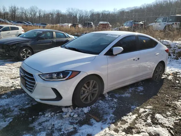 5NPD84LF4JH395371 2018 HYUNDAI ELANTRA - Image 1