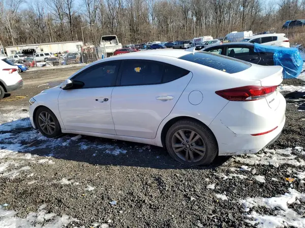 5NPD84LF4JH395371 2018 HYUNDAI ELANTRA - Image 2
