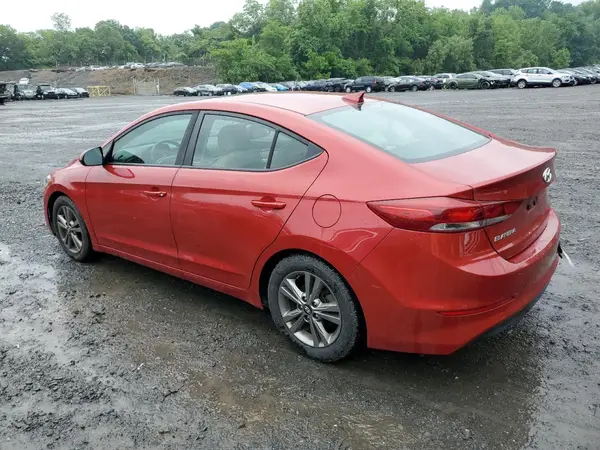 5NPD84LF4JH395659 2018 HYUNDAI ELANTRA - Image 2